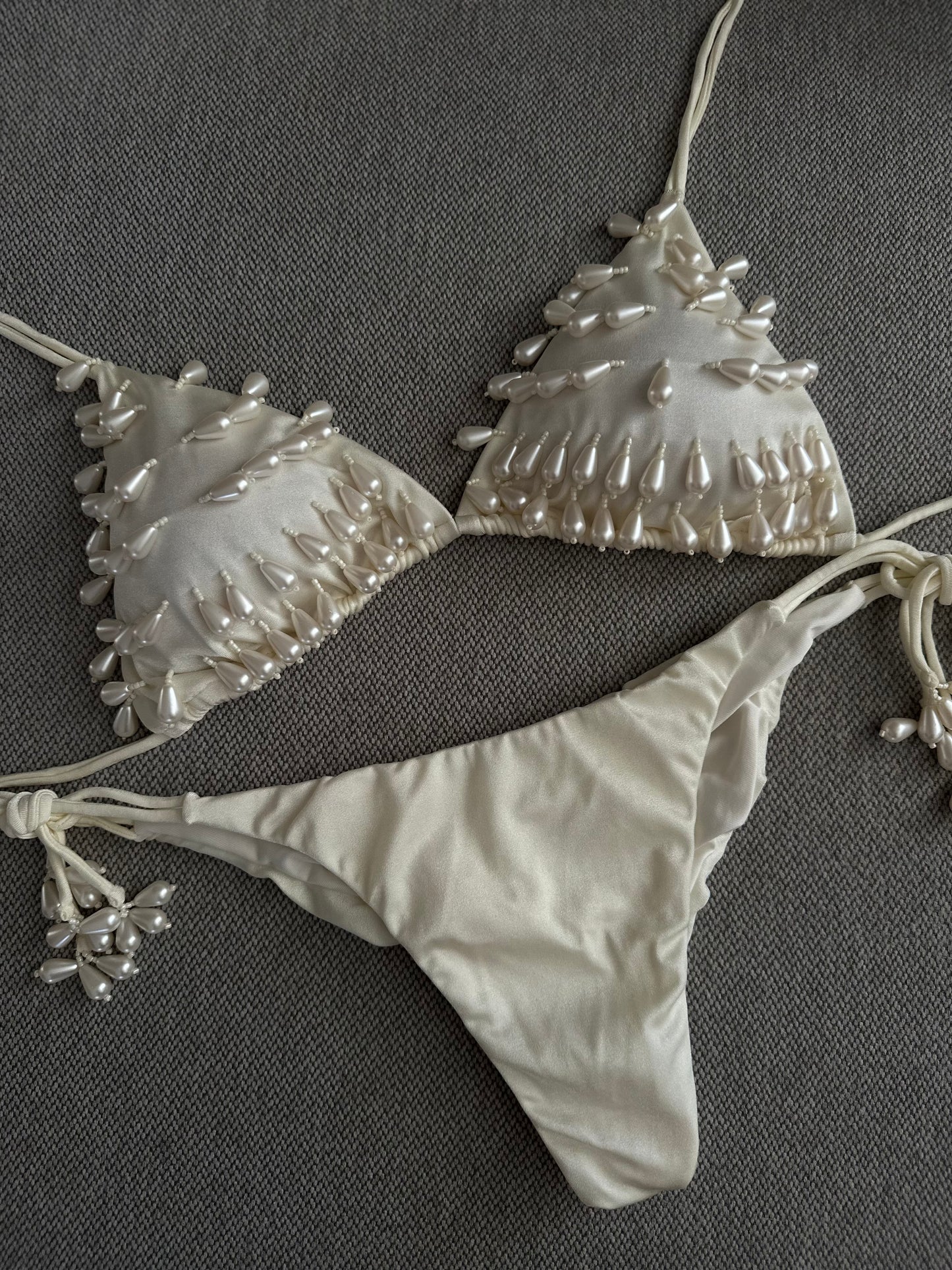 Bikini perlas gota