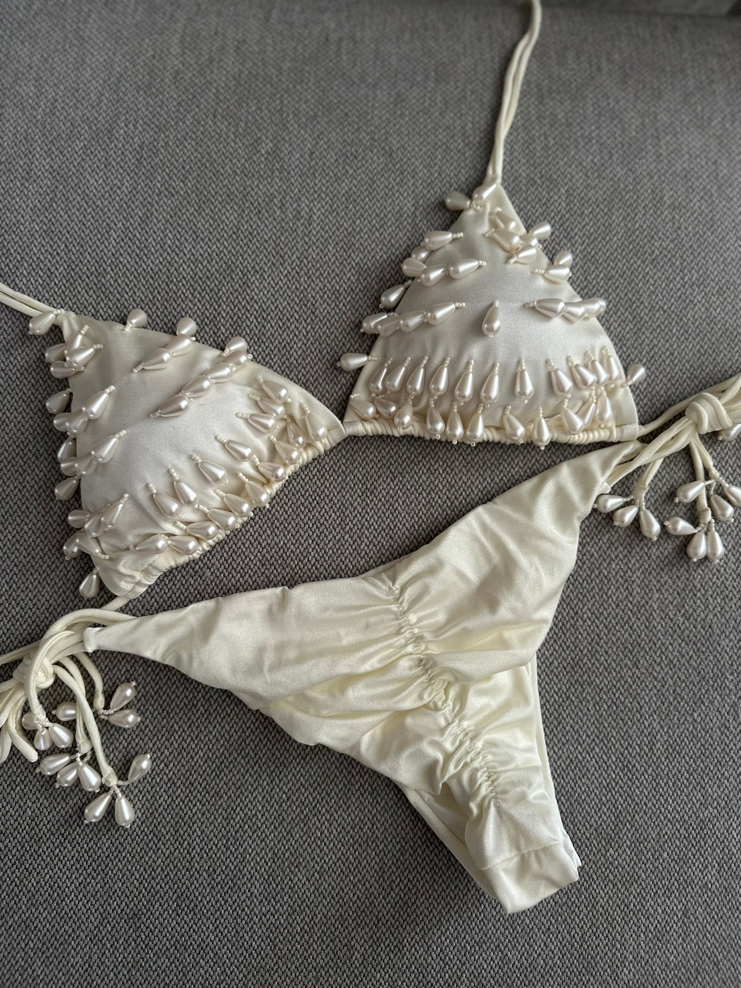 Bikini perlas gota